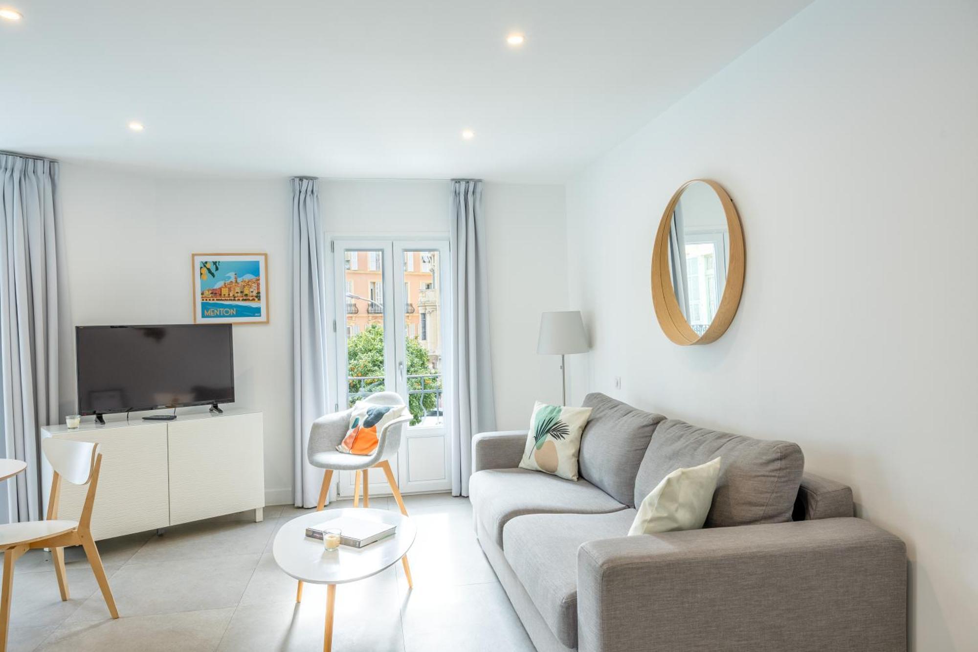 Republique Appartements Menton Eksteriør bilde
