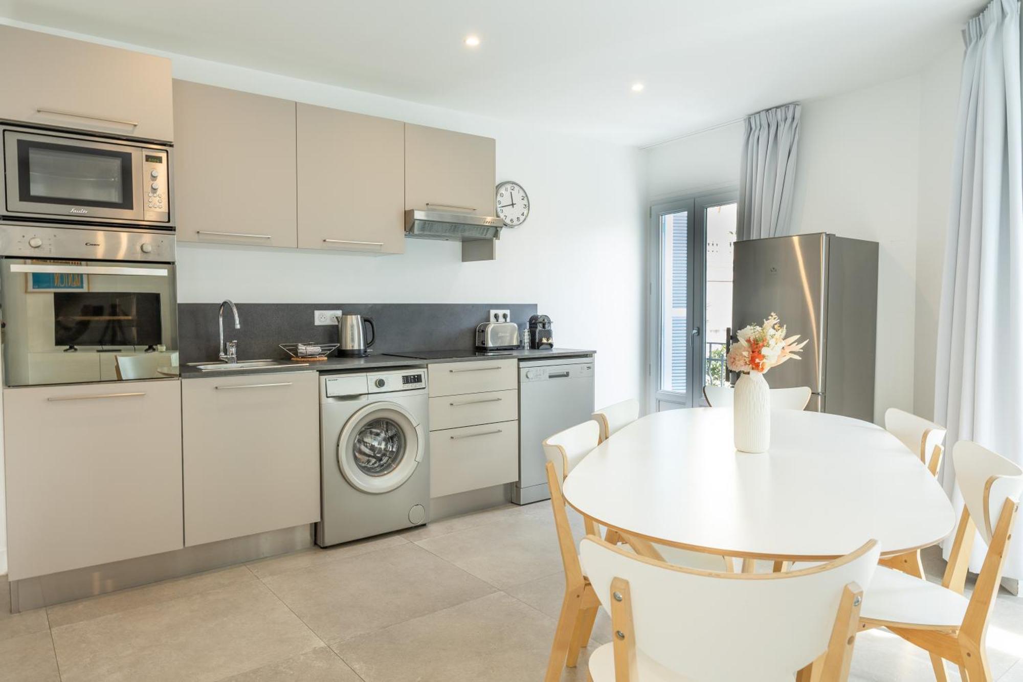 Republique Appartements Menton Eksteriør bilde