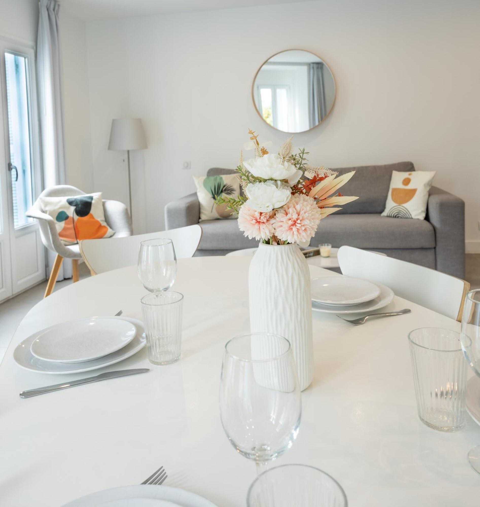 Republique Appartements Menton Eksteriør bilde